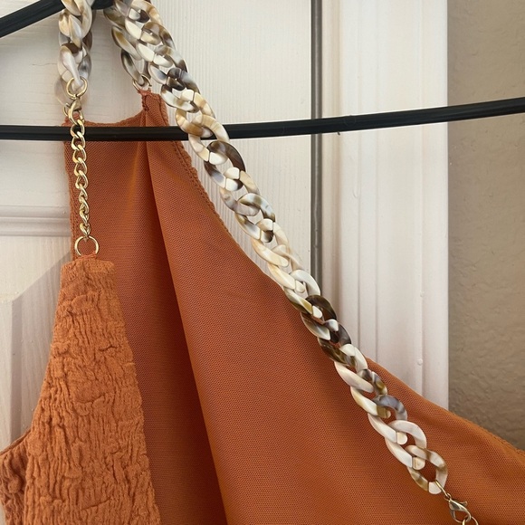 Camila Coelho One-Shoulder Orange chain strap mini dress textured size Small - Picture 6 of 10